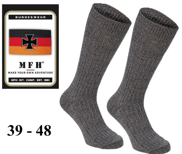 MFH Bundeswehr Socken – Wandersocken . Outdoorsocken - Keilferse - Extra Lang - Grau